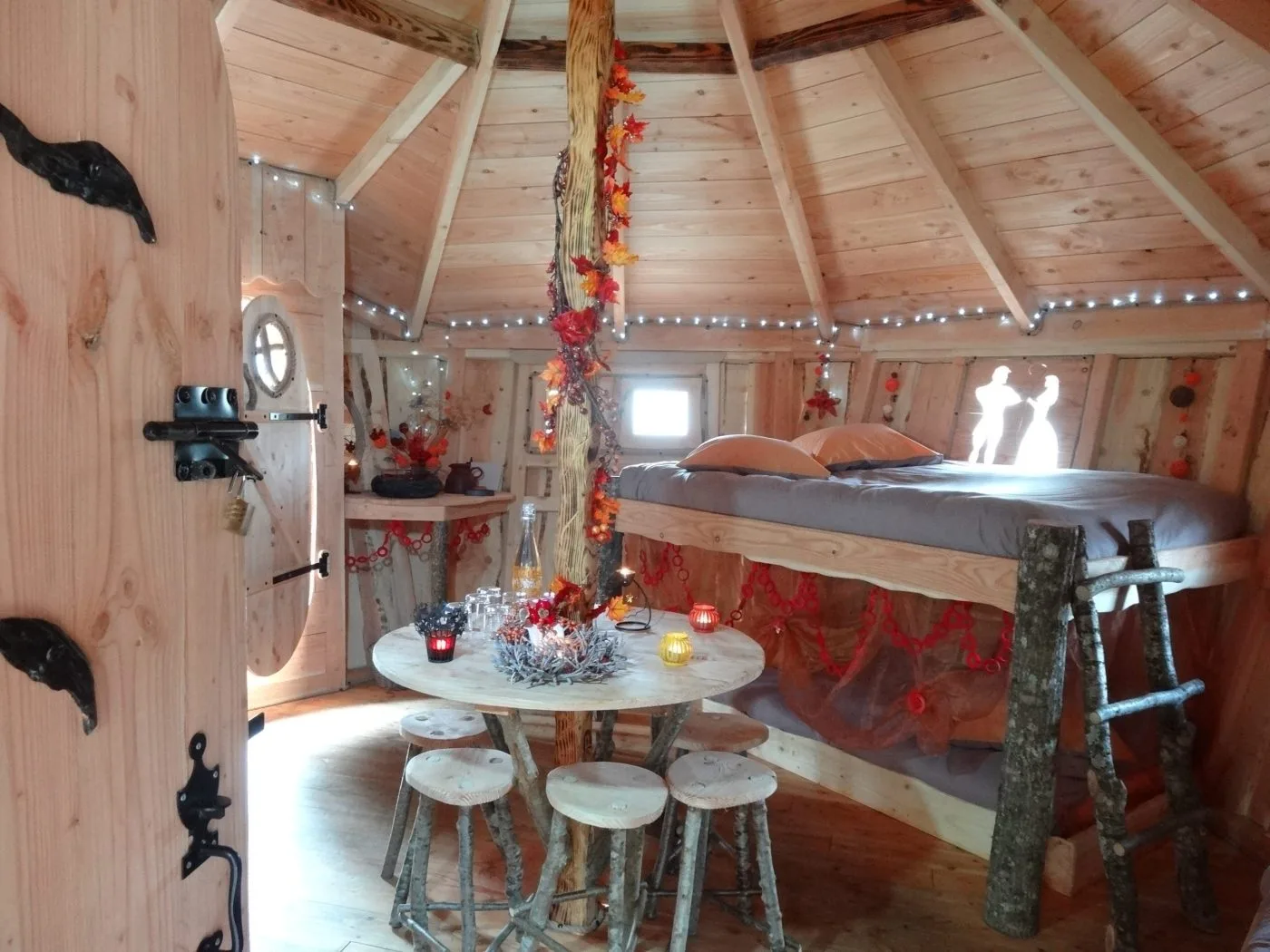 Photo 3/4 — Gîte insolite « Les Cabanes de Pyrène · Cazarilh, Occitanie » à Cazarilh Hautes-Pyrénées
